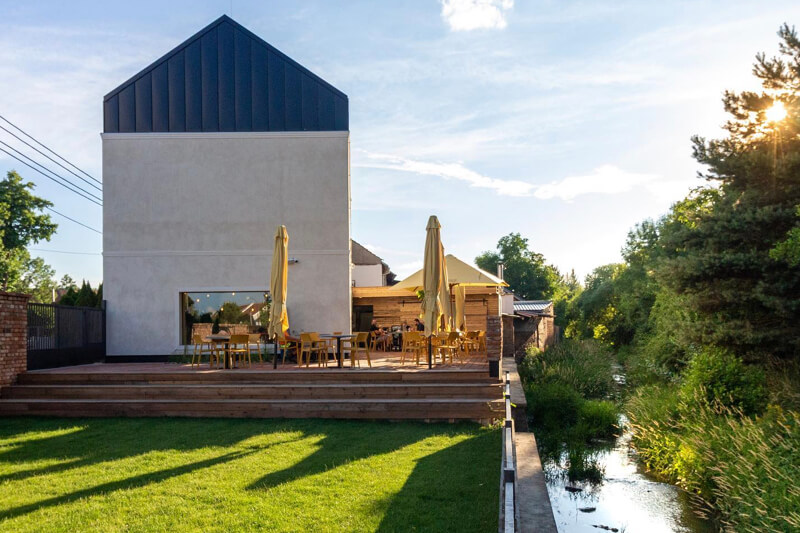 Coffein Mostkovice kavárna a bistro