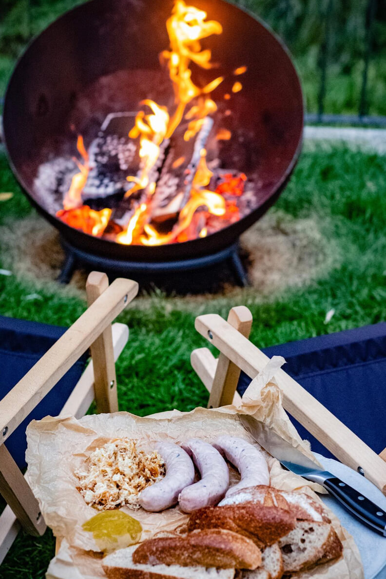 V létě pořádáme pravidelné opékání - bistro Mostkovice Coffein